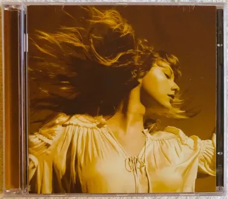 Cd Duplo Lacrado Taylor Swift Fearless Taylor's Version 2021 | MercadoLivre