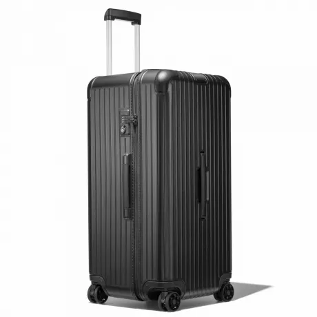 ESSENTIAL TRUNK PLUS MATTE BLACK | RIMOWA