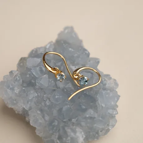 GEMMA BLUE TOPAZ GOLDEN HOOK EARRING - Sisi Copenhagen