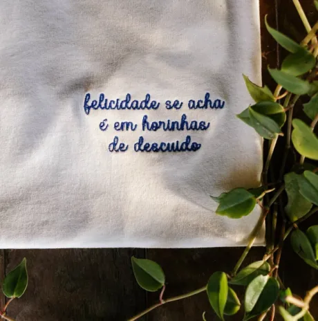 Felicidade Azul - Comprar em EntreNós Bordados