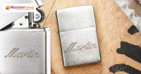 Original Zippo Feuerzeug mit Gravur - Name Kursiv