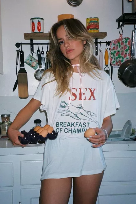 BREAKFAST OF CHAMPS BOYFRIEND TEE – Lovers and drifters club